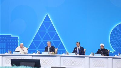 شيخ الأزهر عن البابا فرنسيس: التقت قلوبنا على المودة والإخلاص رغم اختلافنا 