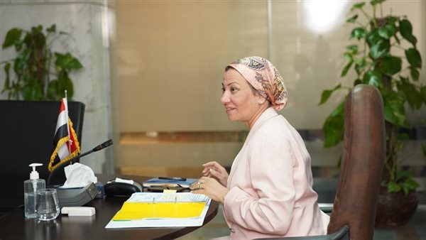 الدكتورة يا سمين