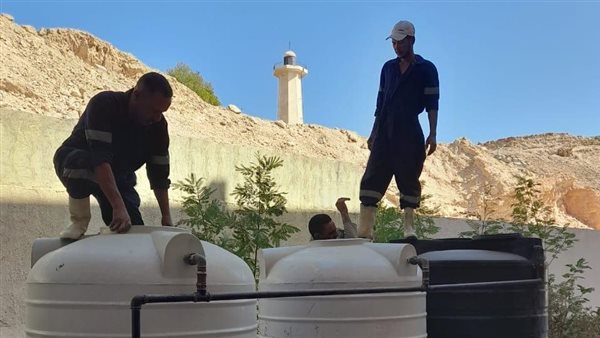 تطهير وتعقيم خزانات