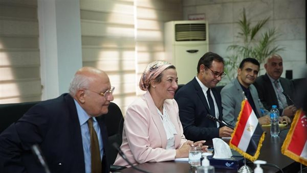  وزيره البيئة 