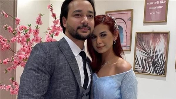 منة عرفة وطليقها