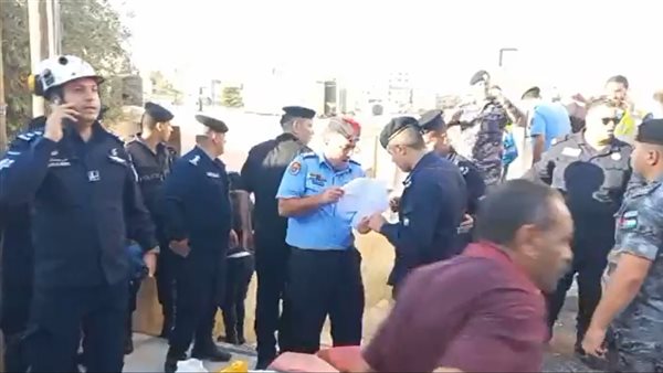 انهيار عقار في الأردن