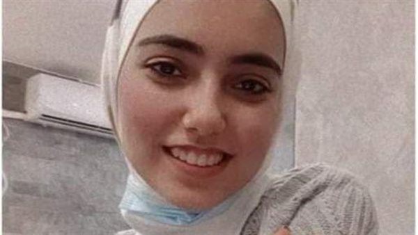 اسراء عبد النبي طالبة