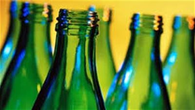 طالبته بمصاريف المنزل.. زوج يلقي ماء نار على زوجته بالبحيرة