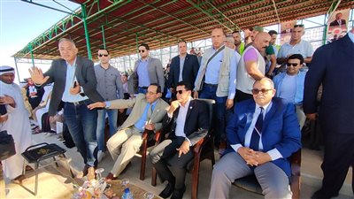 وزير الشباب والرياضة يشهد سباق الهجن بالعريش ويؤكد اهتمام القيادة السياسية بها | صور