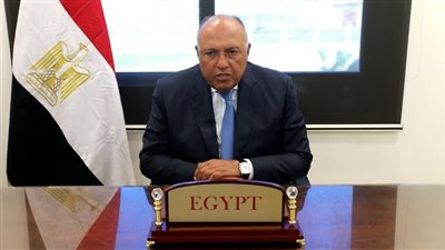 وزير الخارجية يُشارك في عشاء عمل استضافه الرئيس الفرنسي ماكرون بنيويورك