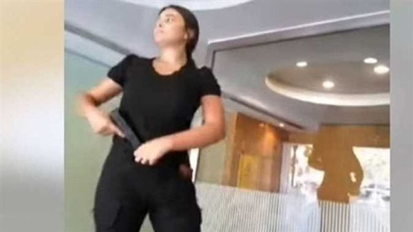 اللبنانية سالي حافظ