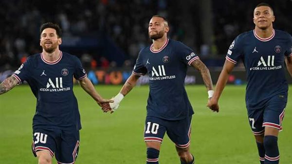 مبابي ونيمار وميسي