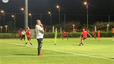 ميكالي يدرس ضم مهاجم فاركو بعد خروجه من قائمة المنتخب الأول 