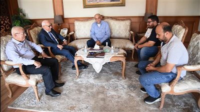 محافظ بورسعيد يناقش آليات تنمية الإنتاج الحيواني