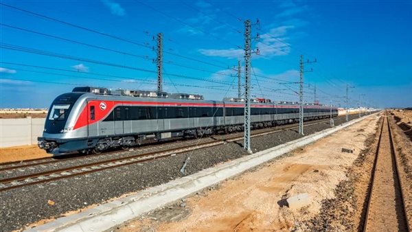 القطار الكهربائي