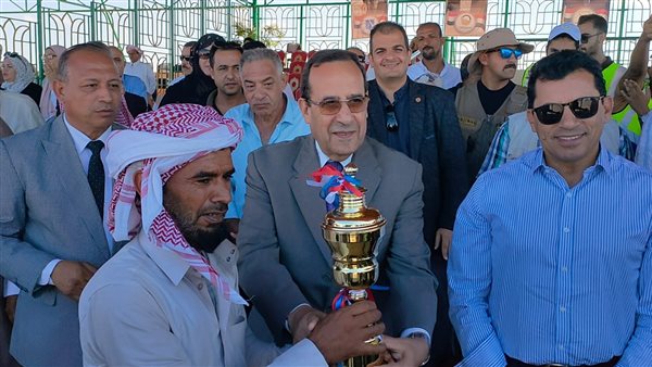 ختام سباق الهجن بالعريش