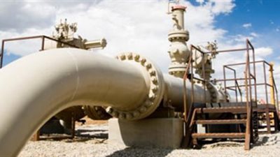 الماسورة اتكسرت.. وقف خط وقود السولار والبنزين الرئيسي بالصحراء الغربية المغذي للمنيا