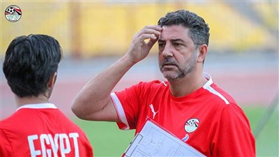 الليلة.. فيتوريا يعلن قائمة منتخب مصر لمعسكر وديتي النيجير وليبيريا