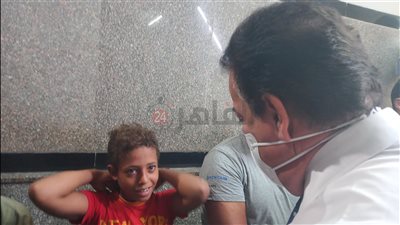 بعد شكوى عدم انتظام 40% من الطاقم الطبي.. وزير الصحة يتفقد مستشفى الإيمان العام بأسيوط | صور