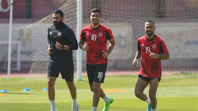 كولر يكتفي بالعقوبة المالية ويضم أفشة لقائمة الأهلي استعدادًا لـ فاركو