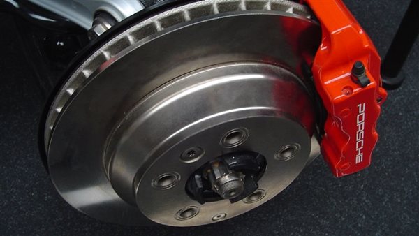  فرامل السيارة