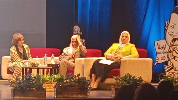 وزيرة التضامن في