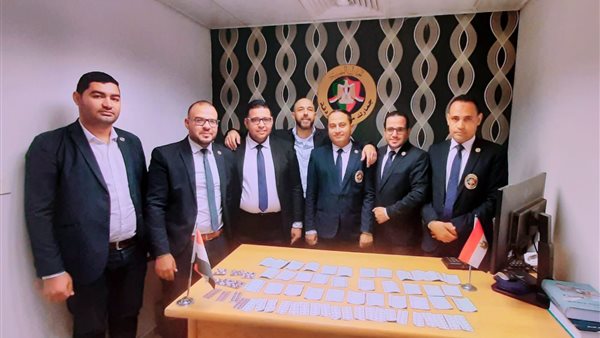 جمارك مطار الغردقة