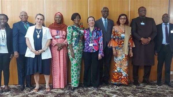 وزيرة البيئة والمنسق