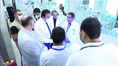 وزير الصحة يتفقد مستشفى الإيمان العام بأسيوط.. ويوجه بتجديد الأسرّة وسرعة توريد 100 سرير بمختلف الأقسام 