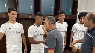 رئيس إنبي يزور الفريق في مرانه الافتتاحي استعدادًا للموسم الجديد