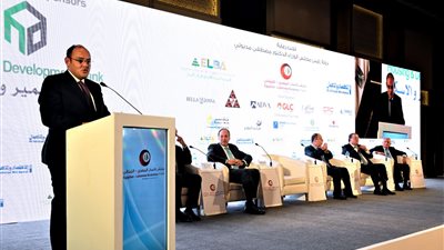 وزير التجارة: نحرص على دعم التعاون الاقتصادي مع لبنان في كافة المجالات