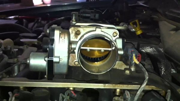 حساسات السيارة