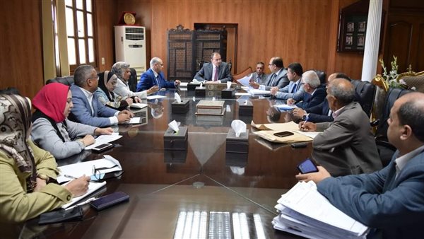 جانب من اجتماع اللجنة