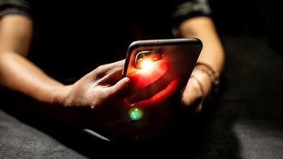 ابتكار تطبيق جديد يقيس الأكسجين في الدم من خلال وميض الهاتف