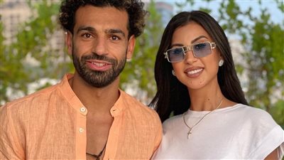 محمد صلاح يظهر مع ملكة جمال مصر في دبي.. والأخيرة توضح التفاصيل