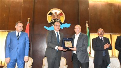 محافظ الفيوم: نستهدف الوصول بمعدلات ترشيد الكهرباء إلى %30 من الاستهلاك