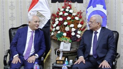 محافظ السويس: نسعى لتحقيق الانضباط خلال العام الدراسي الجديد
