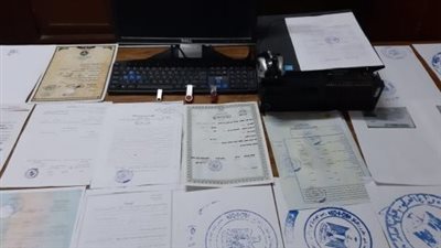 عبر فيس بوك.. القبض على المتهم بترويج المحررات الرسمية والعرفية بالدقهلية 