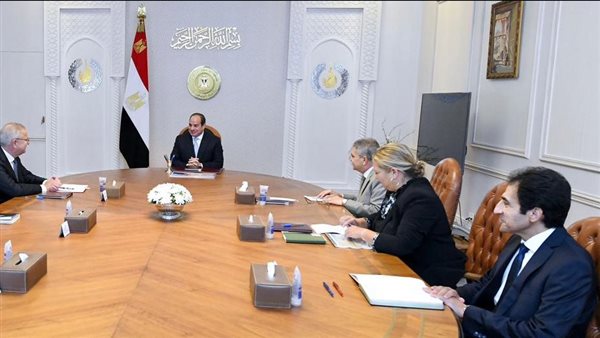 السيسي ومجموعة ميرسك