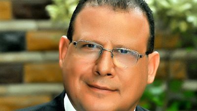 نائب رئيس اتحاد عمال مصر: هناك علاقة تكاملية بين الحوار الوطني والمؤتمر الاقتصادي 