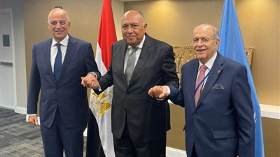 في إطار آلية التعاون الثلاثي.. سامح شكري يلتقي وزيري خارجية اليونان وقبرص بنيويورك