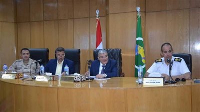 محافظ المنيا يوافق على بدء إجراءات التقنيين لعدد من الطلبات على أراضي أملاك الدولة