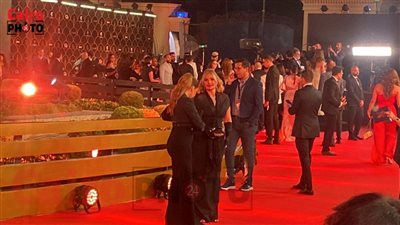 بـ إطلالات جريئة.. انطلاق فعاليات مهرجان القاهرة للدراما بحضور عدد كبير من نجوم الفن | بث مباشر 