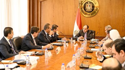 وزير الصناعة: اجتماع مع المجالس التصديرية للوصول لـ 100 مليار دولار صادرات