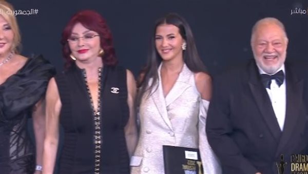 يحيى الفخراني ونبيلة