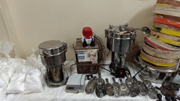 مصنع لتصنيع المواد