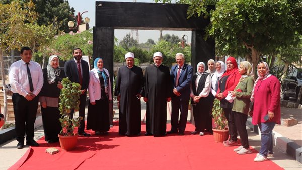 الدكتور سلامة داود