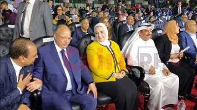 وزيرة التضامن ومحافظ القاهرة يسلمان جهاز 400 عروسة يتيمة ضمن مبادرة أفراحنا | بث مباشر