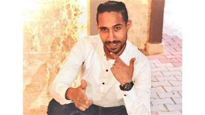 بعد 3 أيام من البحث.. انتشال جثة شاب لقى مصرعه غرقًا في مياه النيل بسوهاج| صور