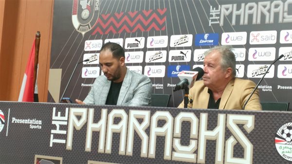 ميشيل كافالي المدير