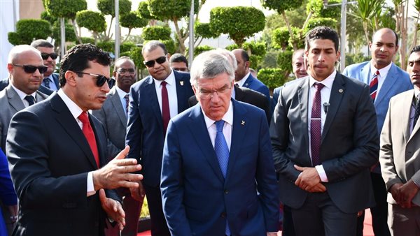 وزير الشباب والرياضة