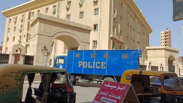 وصول رئيس جامعة دمنهور