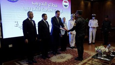 الداخلية تحتفل بيوم محو الأميّة لمجندي هيئة الشرطة للعام التدريبي 2021- 2022 |صور 