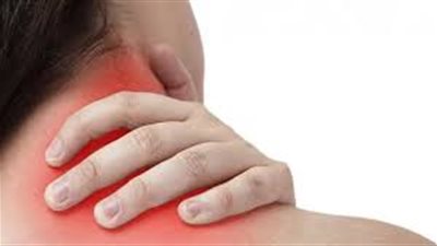 تمارين تقلل من آلام الرقبة.. تعرف عليها